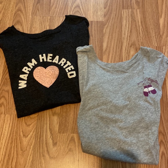 Four Old Navy graphic tees - Picture 4 of 4